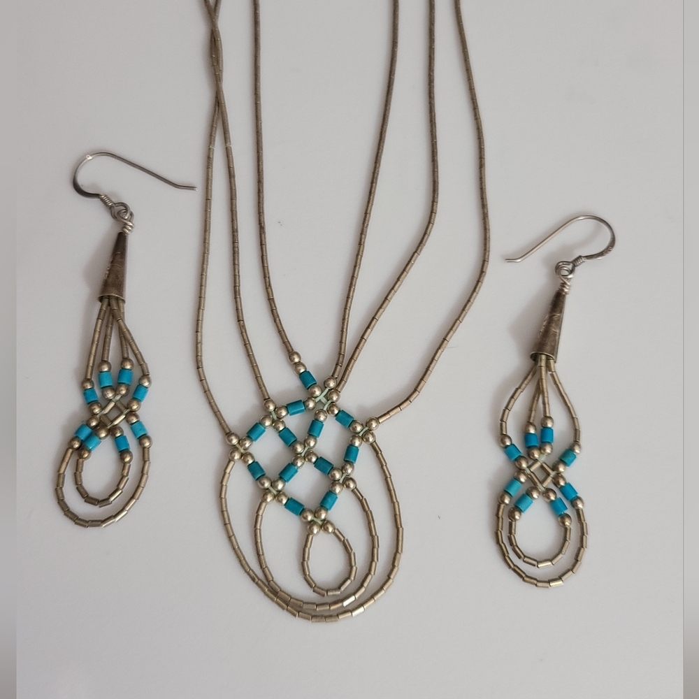Vintage navajo set liquid silver necklace earrings signed native American 925
